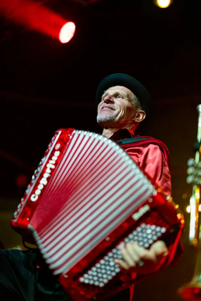 Oleh Skrypka in Sydney performing on accordion