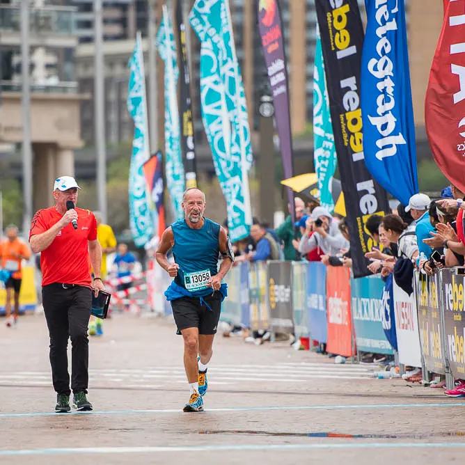 Runner finishes one of the most iconic events - Sydney running marathon