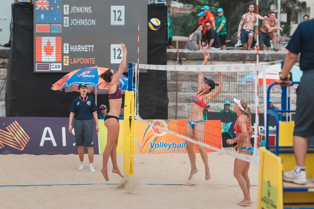 Jenkins and Johnson of Australia competing against Harnett and Lapointe of Canada